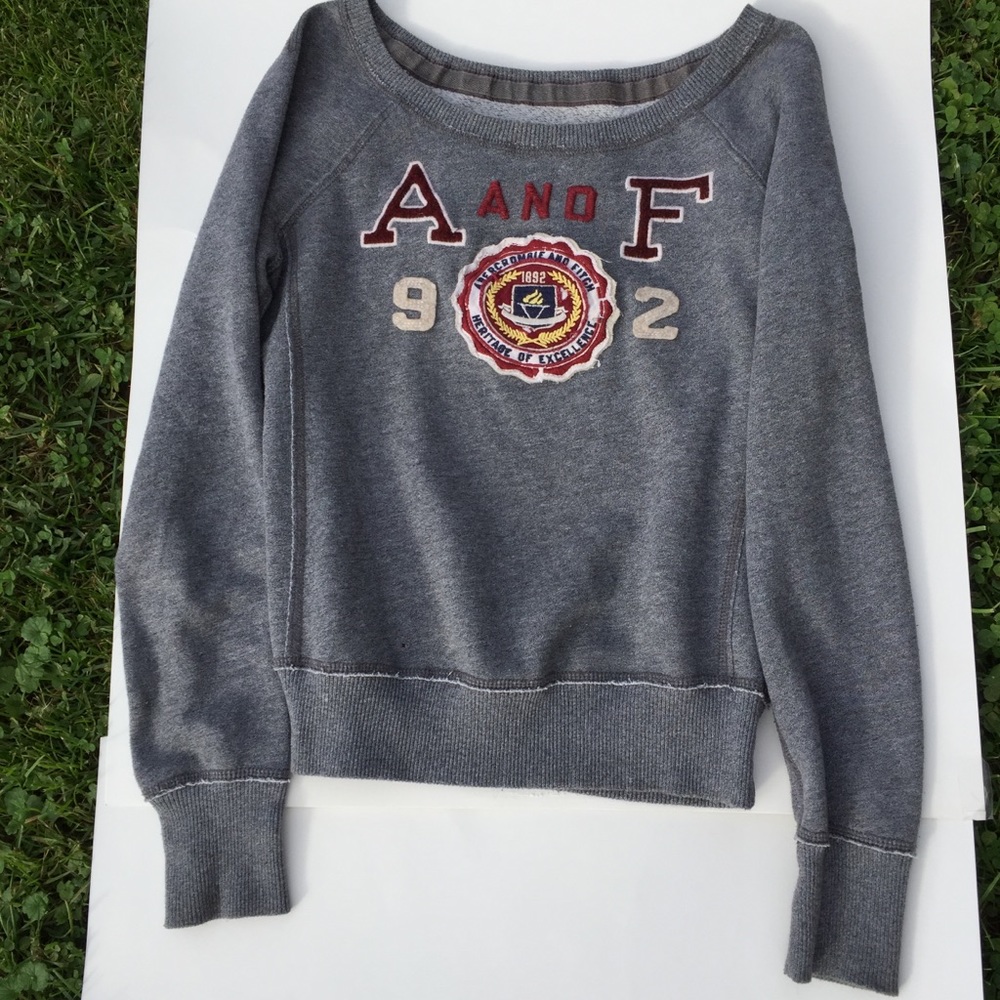 Abercrombie & Fitch Gray Woman’s Med Sweatshirt